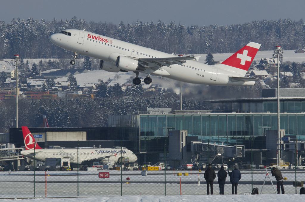 Photo of Swiss International Airlines HB-IJO, Airbus A320