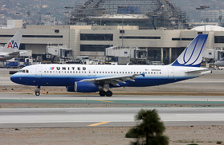 Photo of N452UA