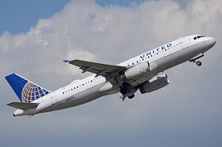 Photo of N484UA