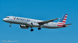 Photo of N977UY