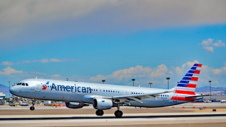 Photo of N162UW