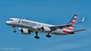 Photo of N175AN