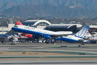 Photo of N502UA