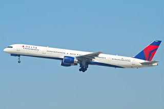 Photo of N582NW