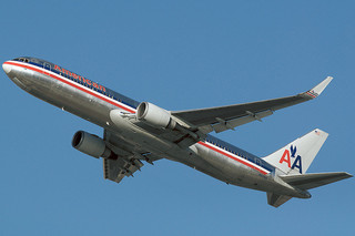 Photo of N377AN