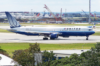 Photo of N642UA