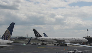 Photo of N658UA