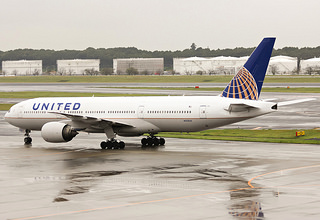 Photo of N212UA