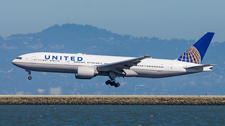 Photo of N216UA