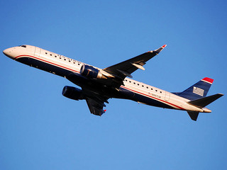 Photo of N947UW