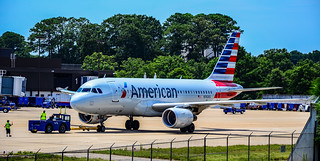 Photo of N762US